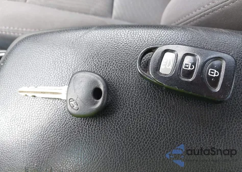 2015 Hyundai Elantra Se from USA, damaged, VIN 5NPDH4AE6FH571077